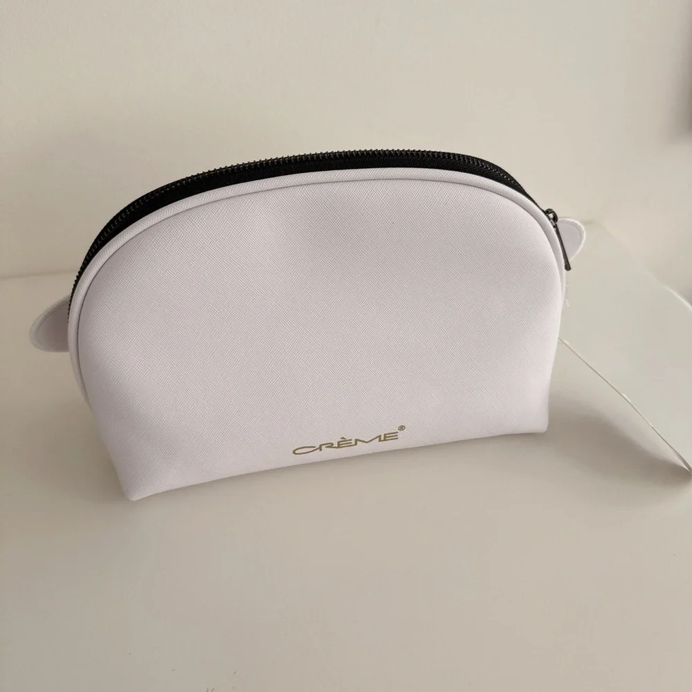 Sanrio Cinnamon Roll x the Creme Make-up Bag - Picture 3 of 5